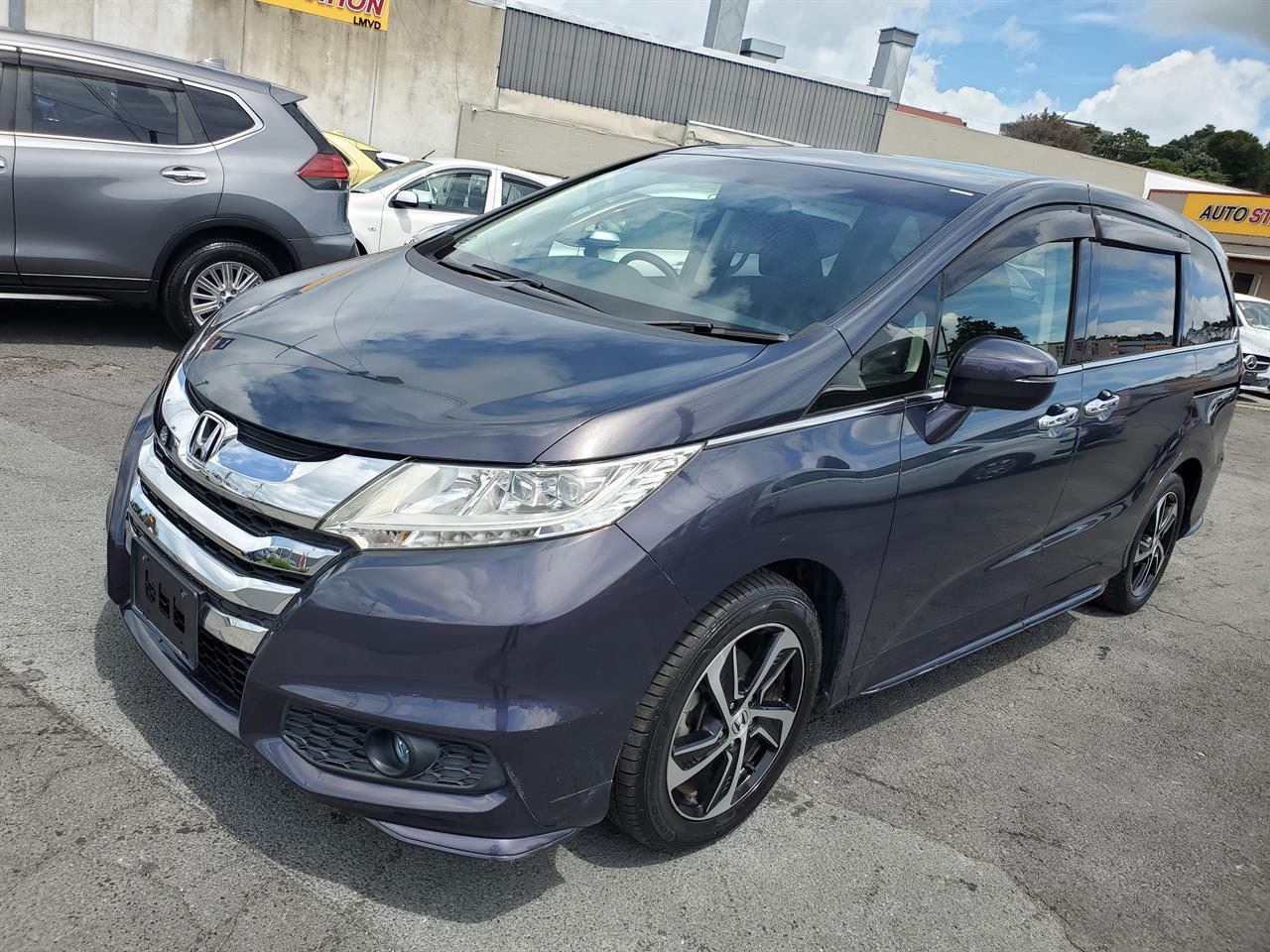 2015 Honda Odyssey thumbnail