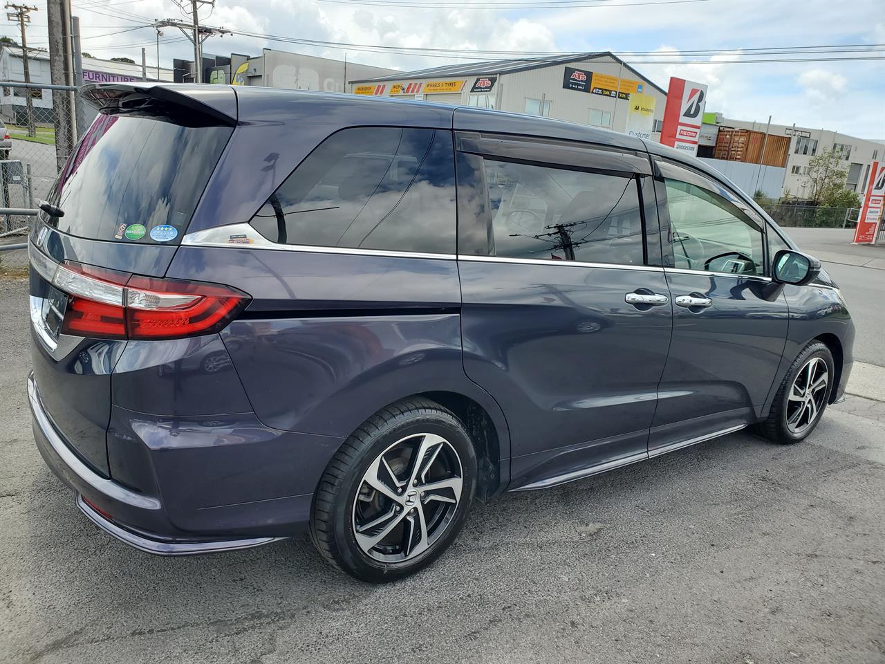 2015 Honda Odyssey thumbnail