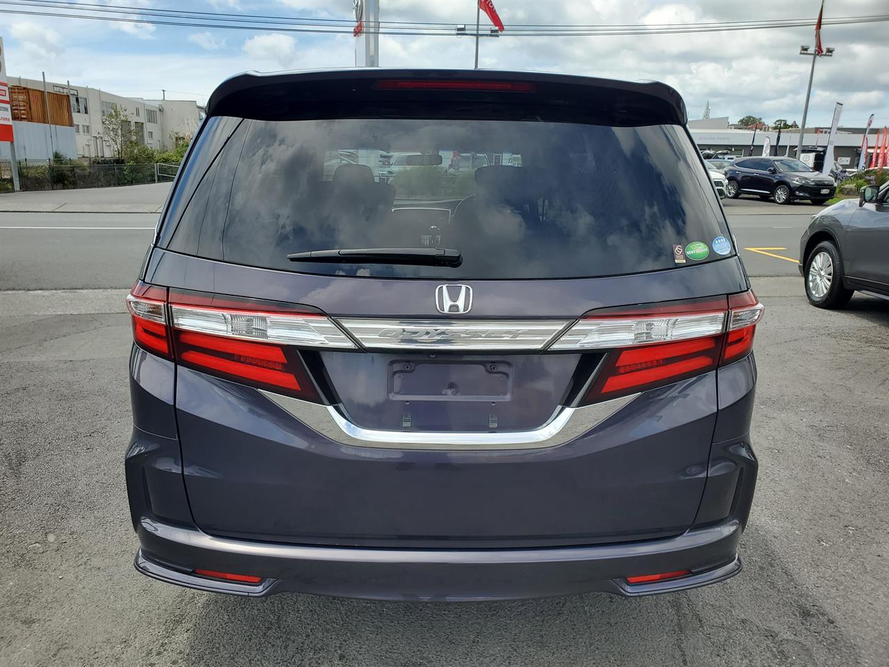 2015 Honda Odyssey thumbnail