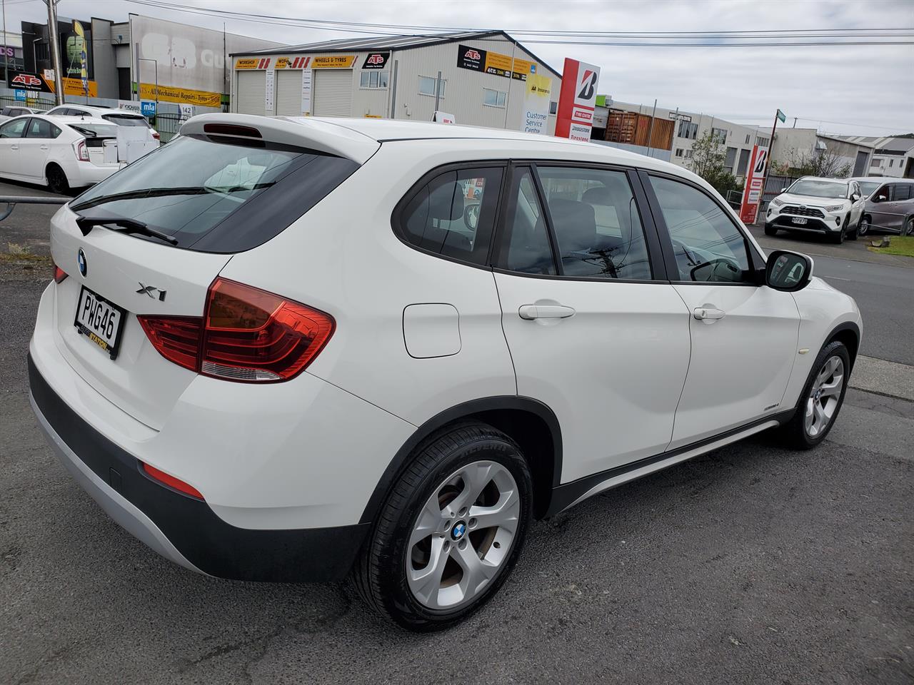 2011 BMW X1 thumbnail