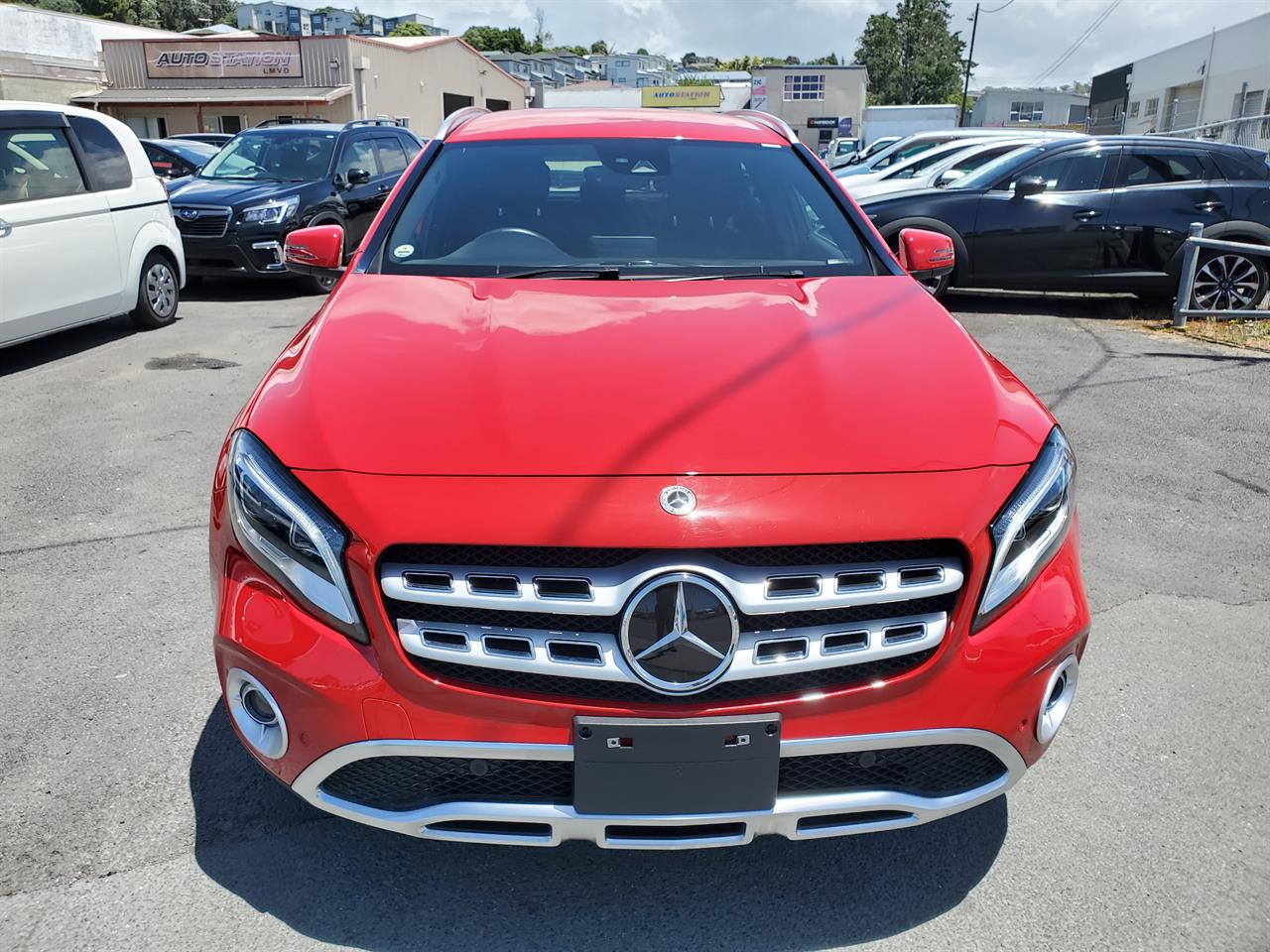 2018 Mercedes-Benz GLA thumbnail