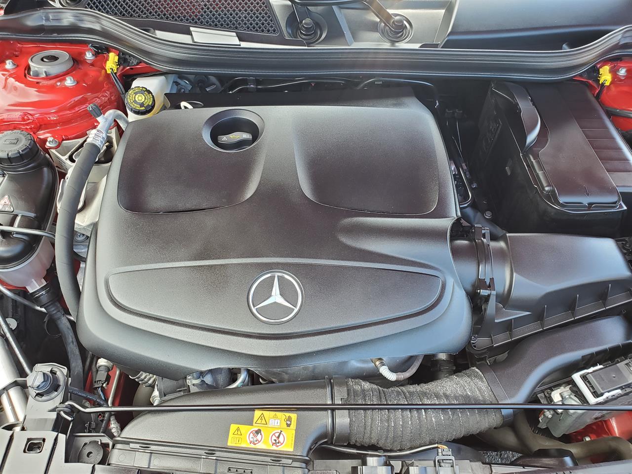 2018 Mercedes-Benz GLA thumbnail