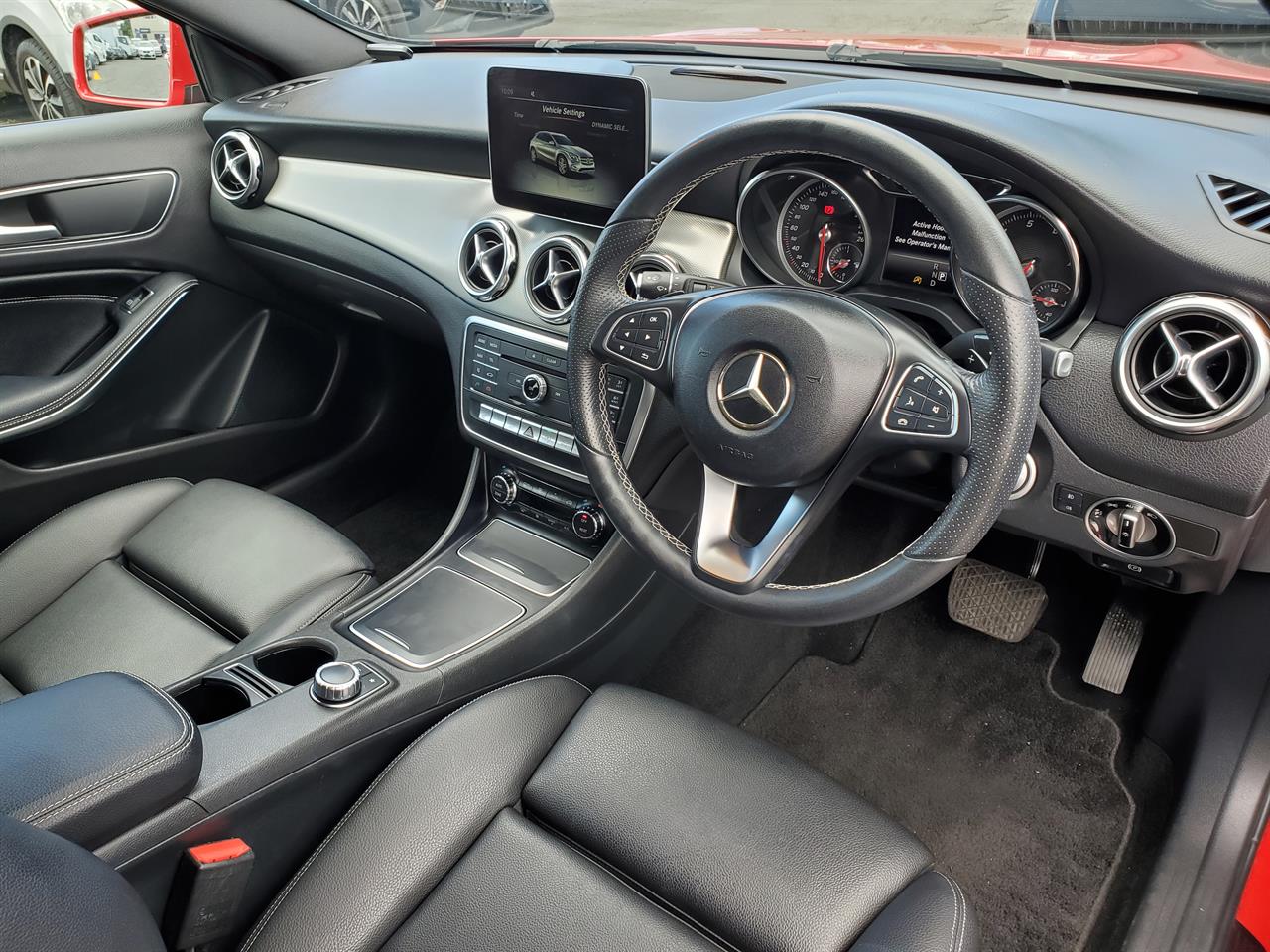 2018 Mercedes-Benz GLA thumbnail
