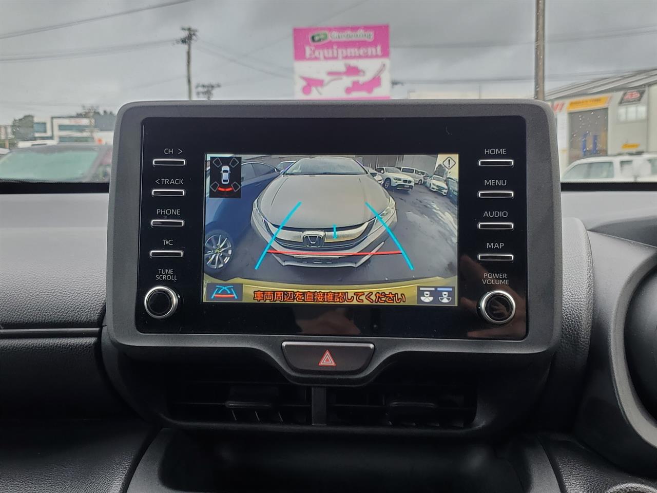 2022 Toyota Yaris thumbnail