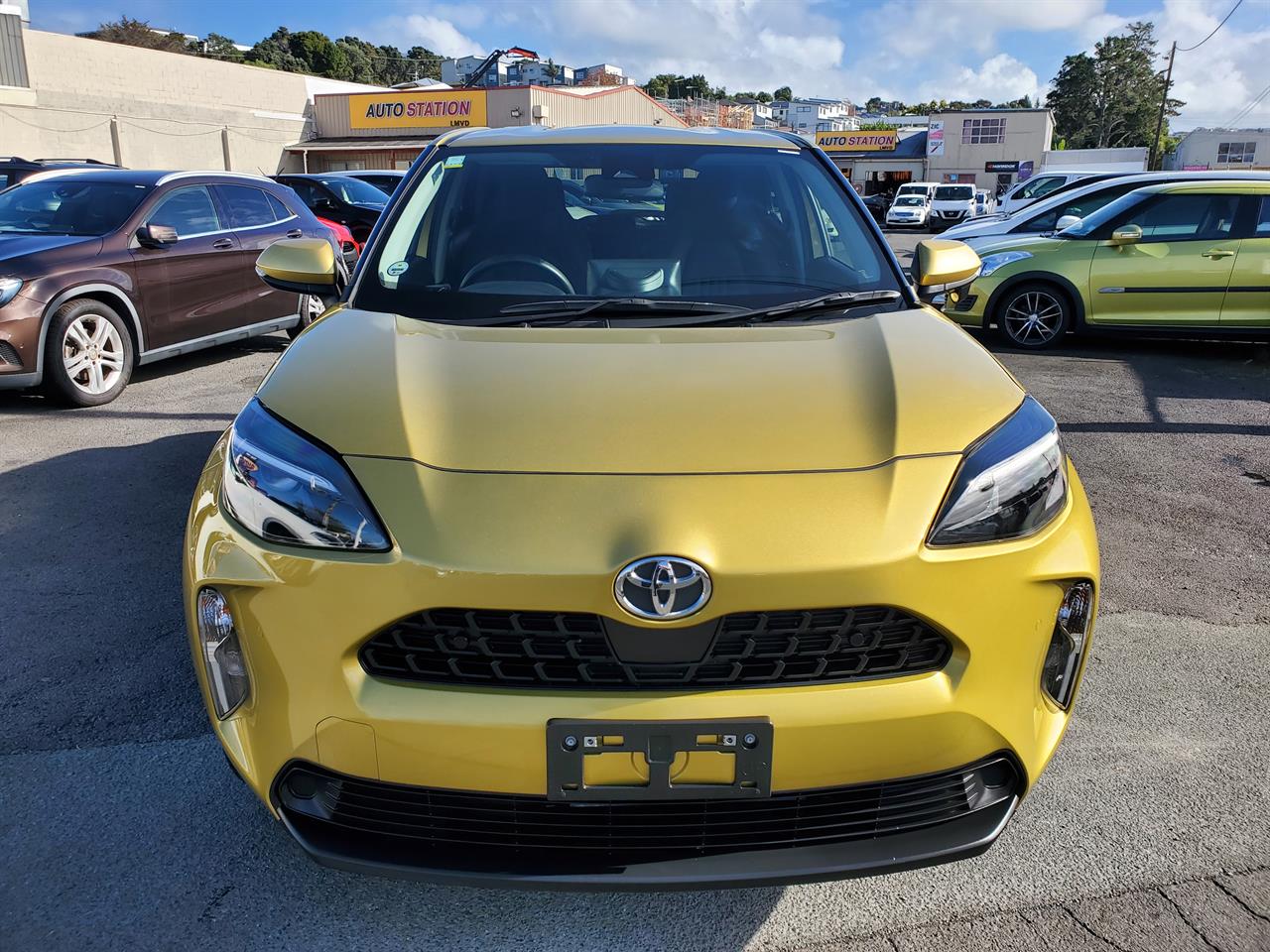 2022 Toyota Yaris thumbnail