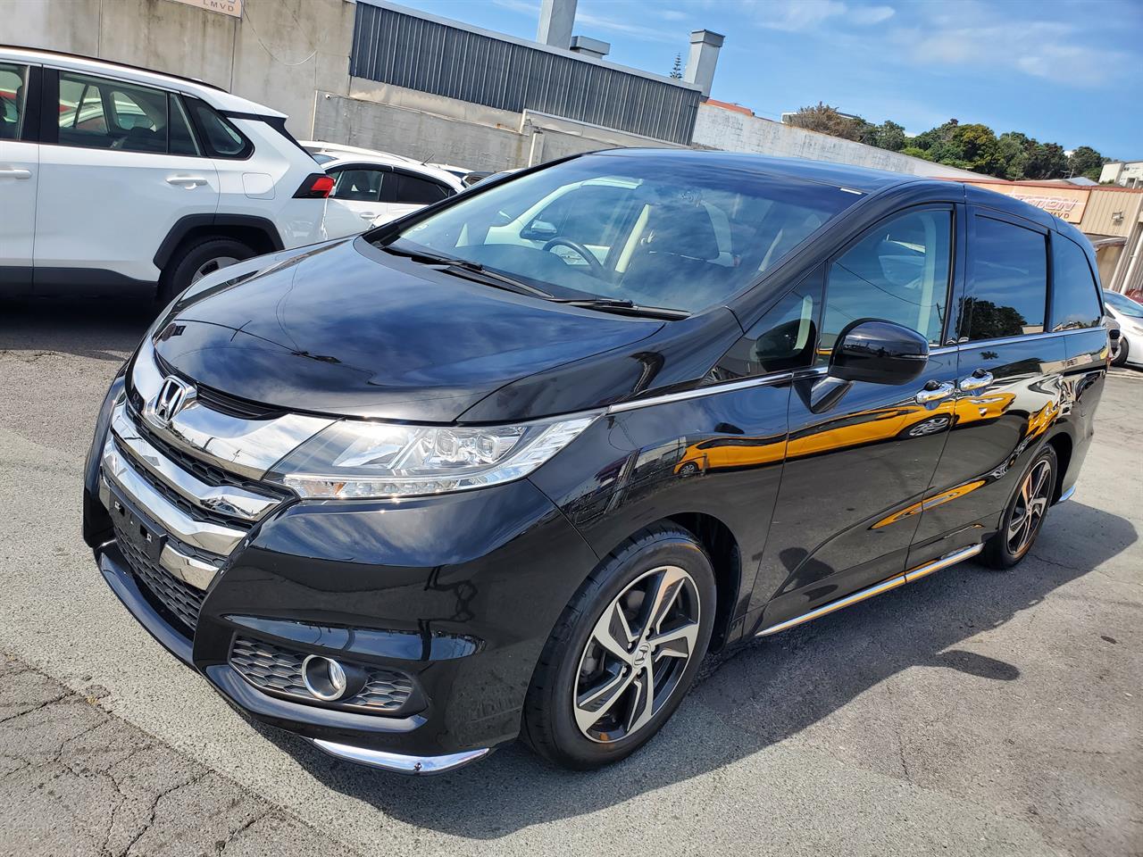 2017 Honda Odyssey thumbnail