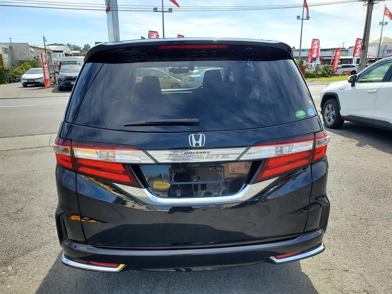 2017 Honda Odyssey thumbnail