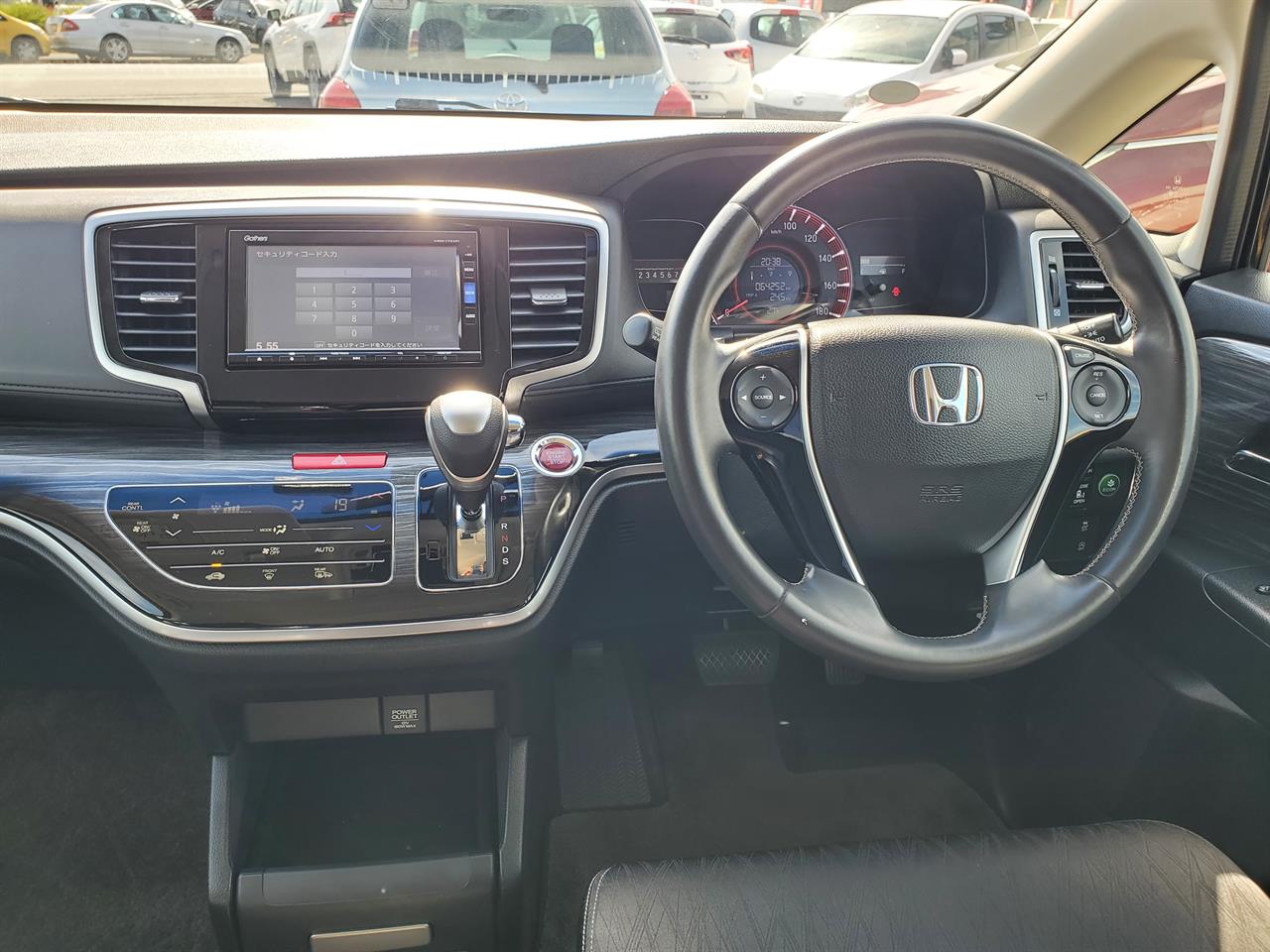 2017 Honda Odyssey thumbnail