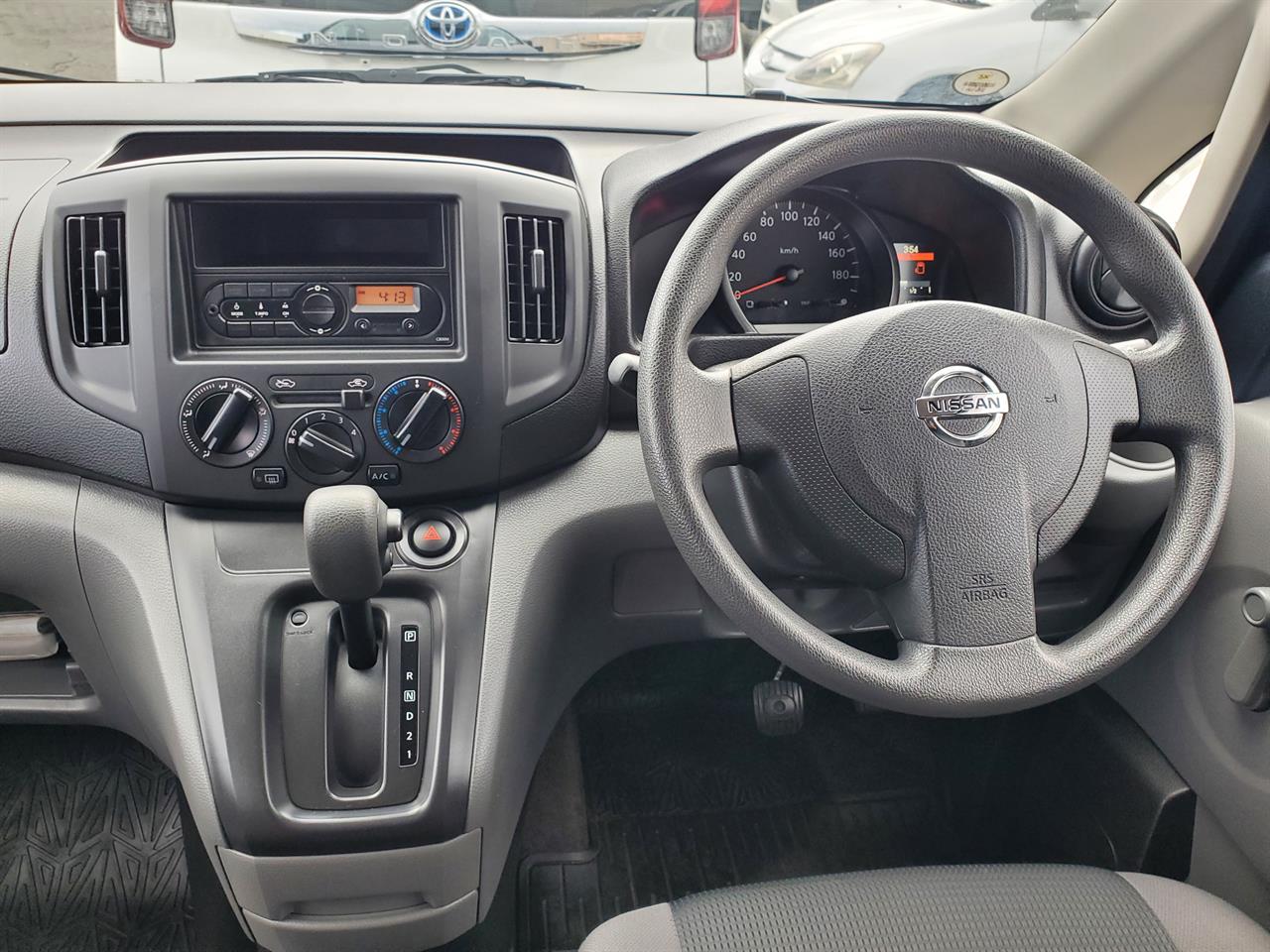 2020 Nissan NV200 thumbnail