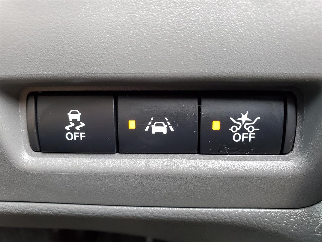2020 Nissan NV200 thumbnail