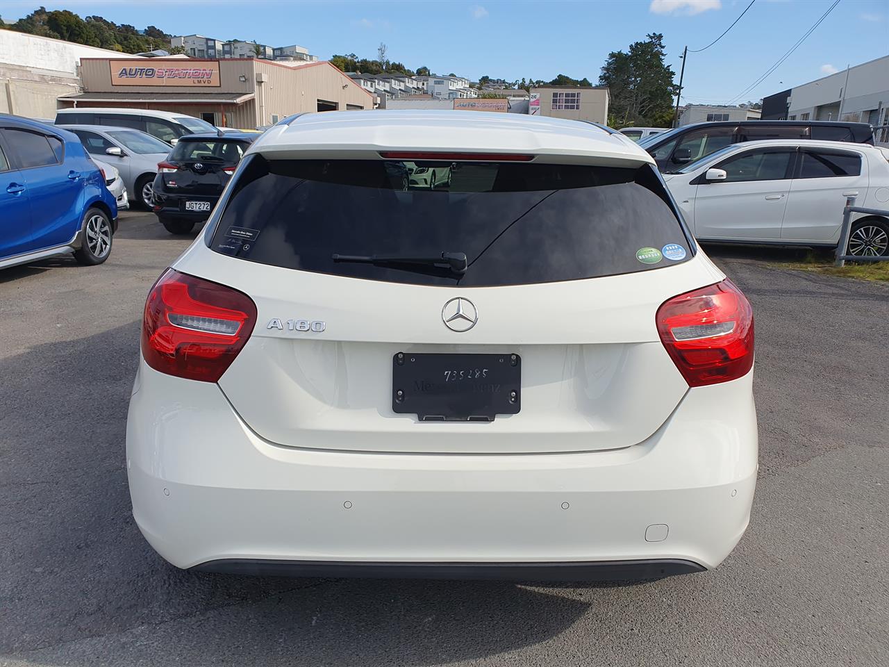 2016 Mercedes-Benz A180 thumbnail
