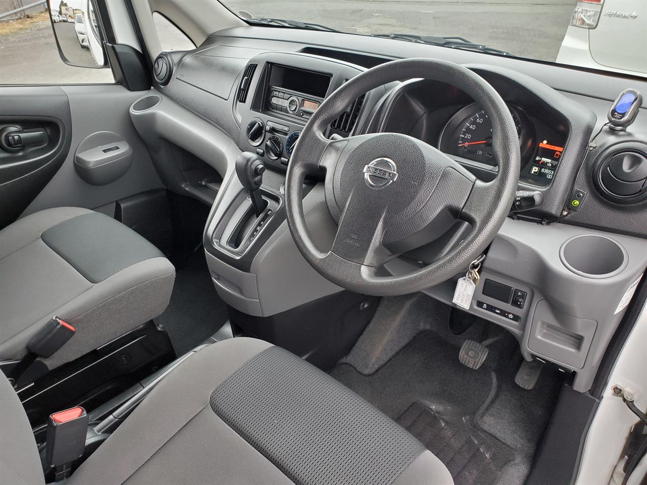 2020 Nissan NV200 thumbnail