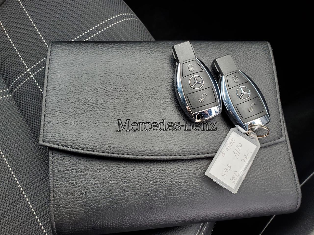 2015 Mercedes-Benz A180 thumbnail