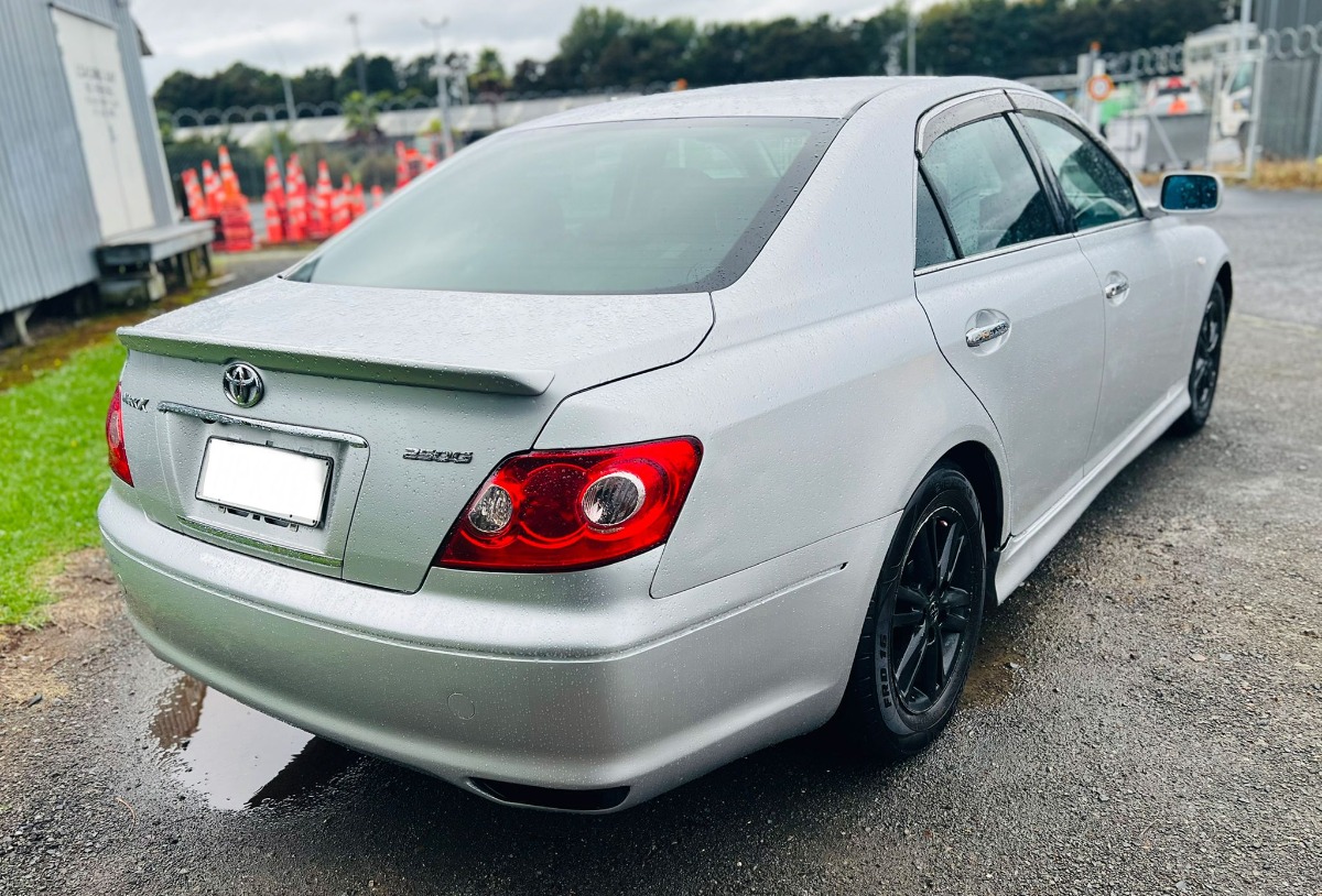2006 Toyota Mark-X thumbnail