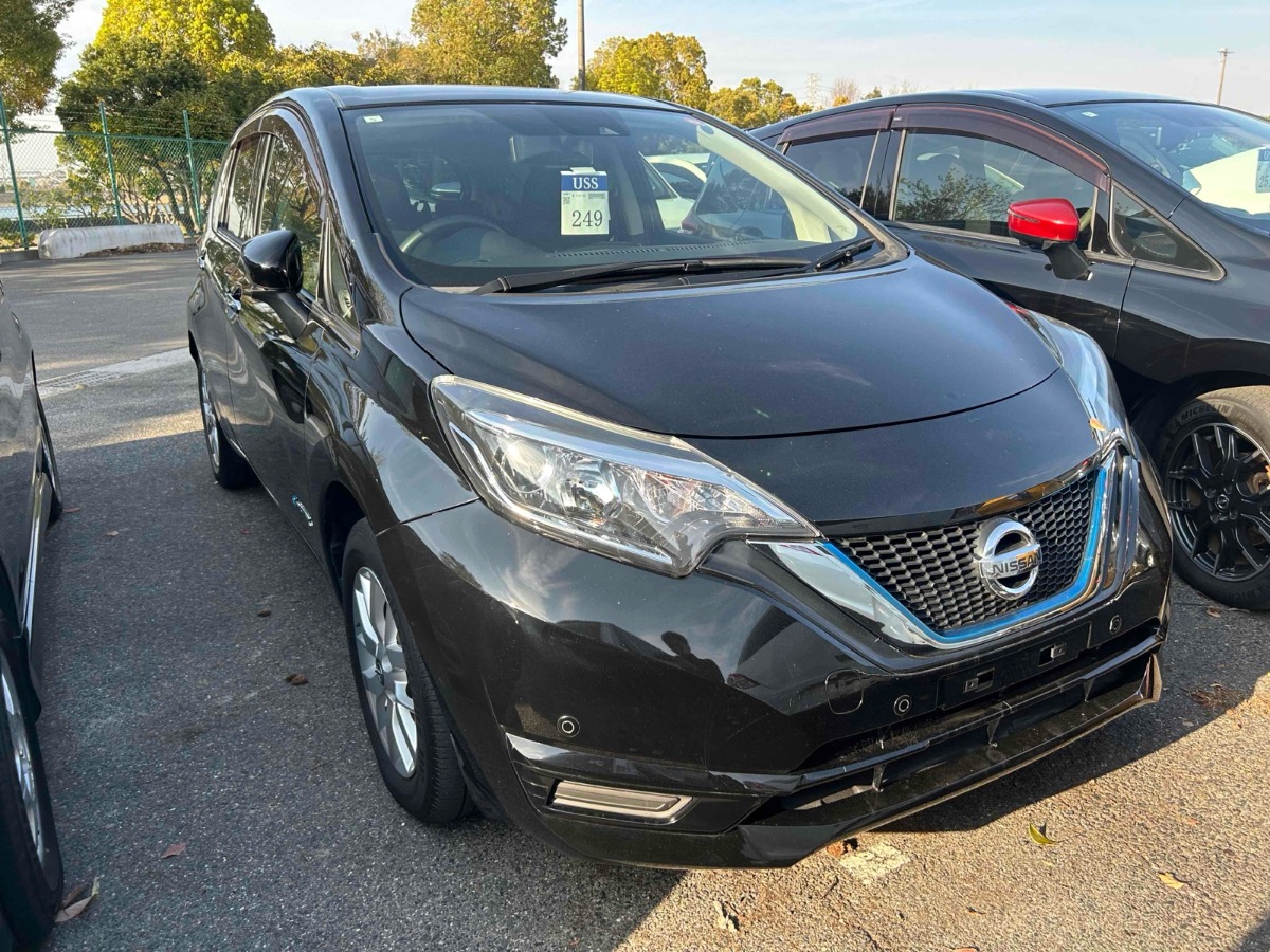 2019 Nissan Note thumbnail