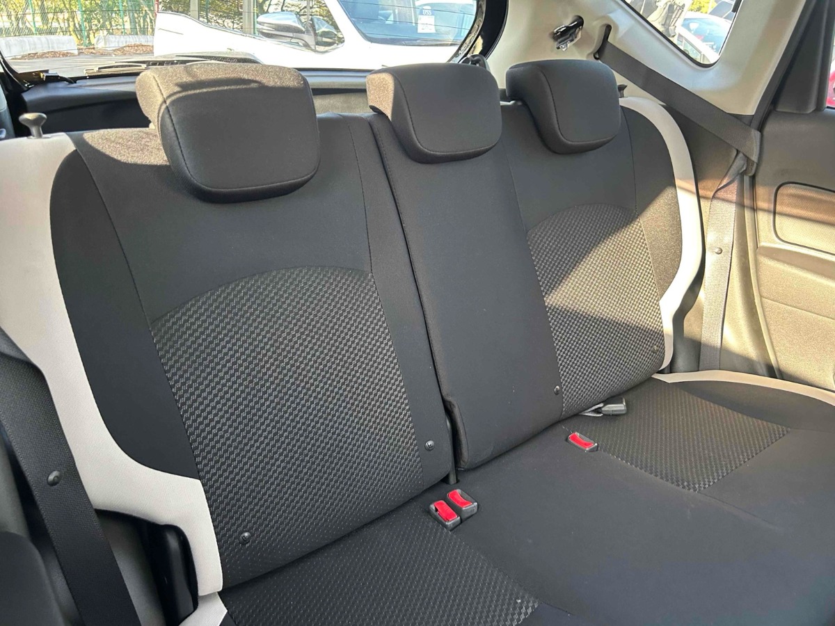 2019 Nissan Note thumbnail