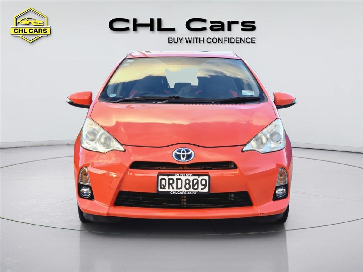 2013 Toyota Aqua thumbnail