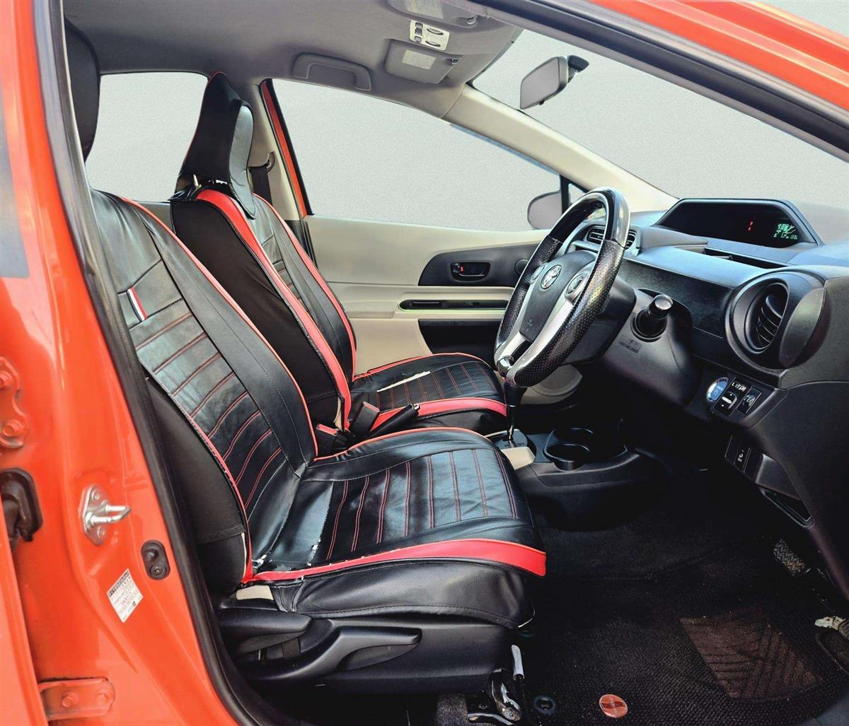 2013 Toyota Aqua thumbnail