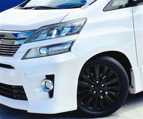 2012 Toyota Vellfire thumbnail