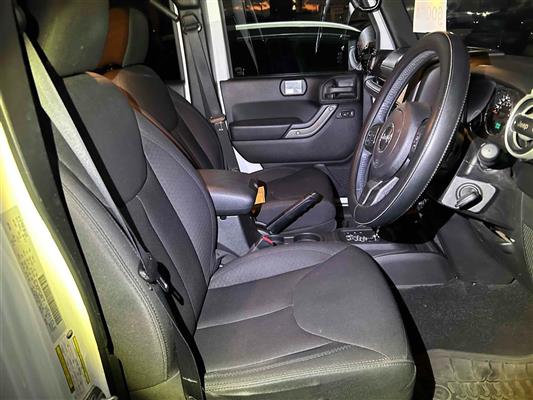 2015 Jeep Wrangler thumbnail