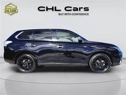 2014 Mitsubishi Outlander thumbnail