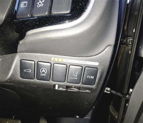 2014 Mitsubishi Outlander thumbnail