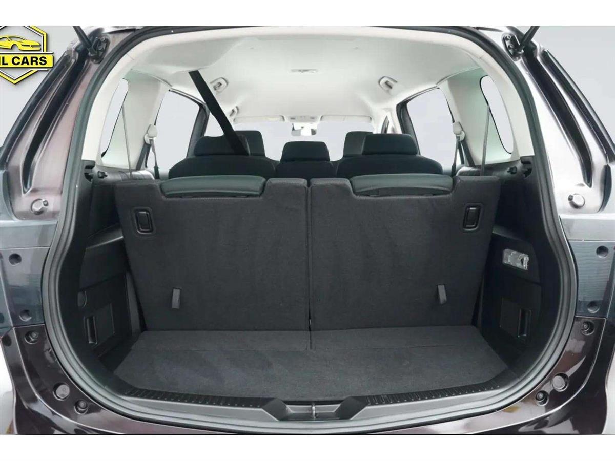 2013 Mazda Premacy thumbnail