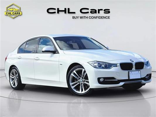 2012 BMW 328i thumbnail