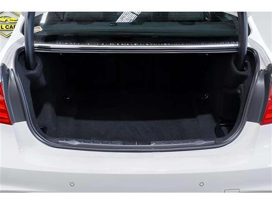 2013 BMW 320i thumbnail