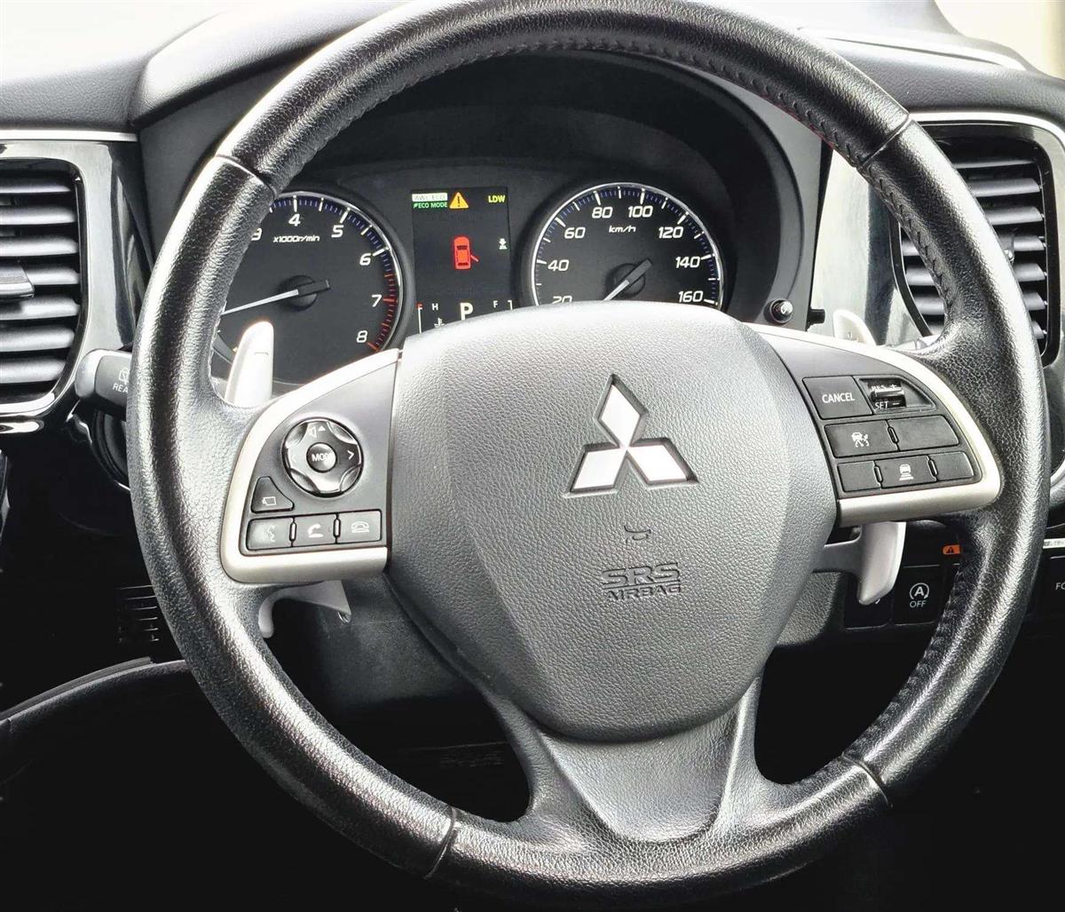 2013 Mitsubishi Outlander thumbnail