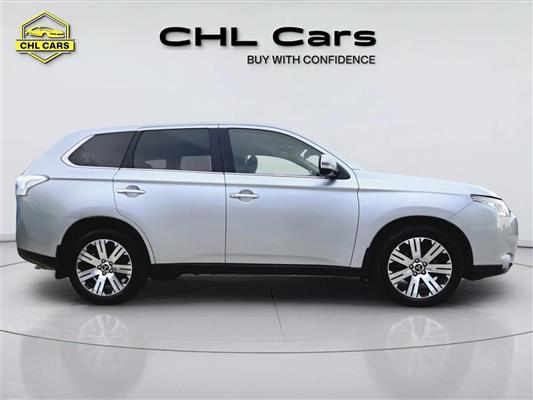 2013 Mitsubishi Outlander thumbnail