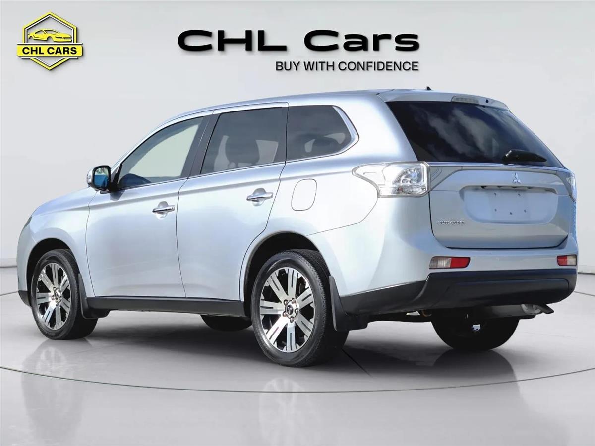 2013 Mitsubishi Outlander thumbnail