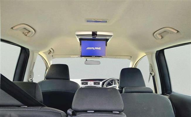 2013 Mazda Premacy thumbnail