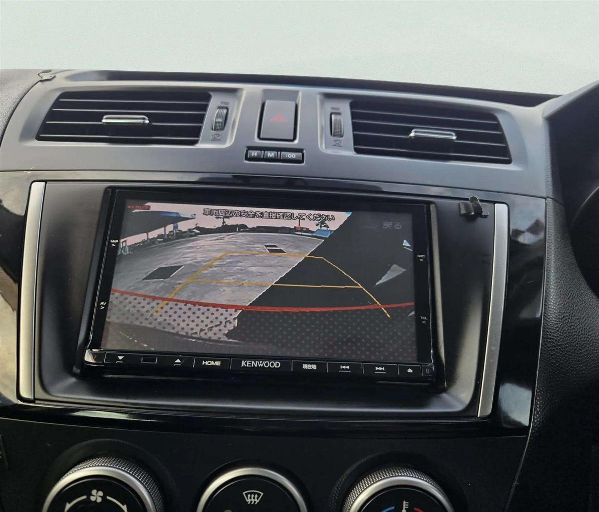2015 Mazda Premacy thumbnail
