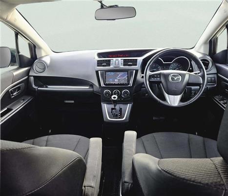 2015 Mazda Premacy thumbnail