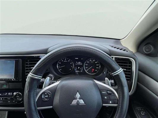 2012 Mitsubishi Outlander thumbnail