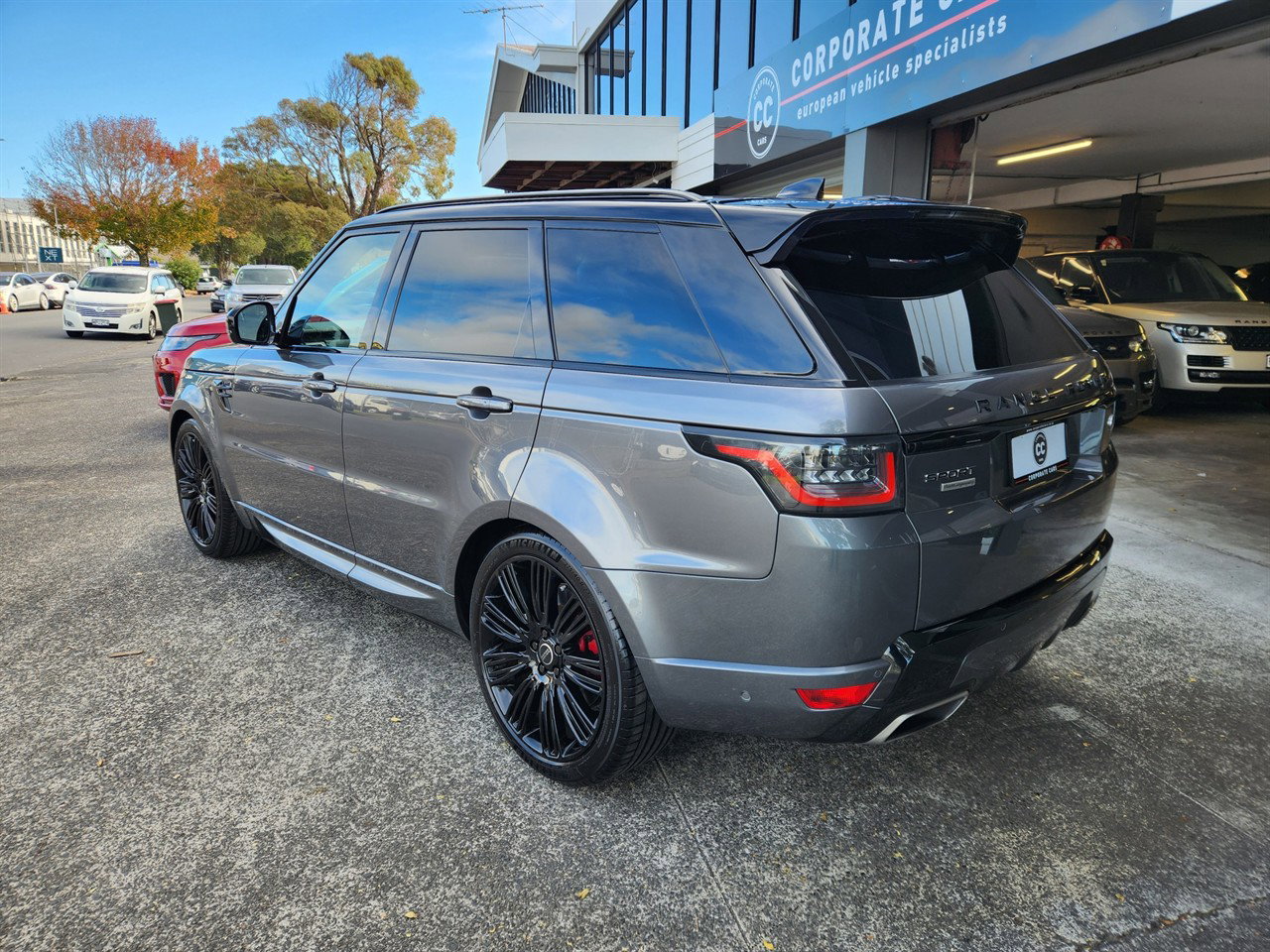 2019 Land Rover Range Rover Sport thumbnail
