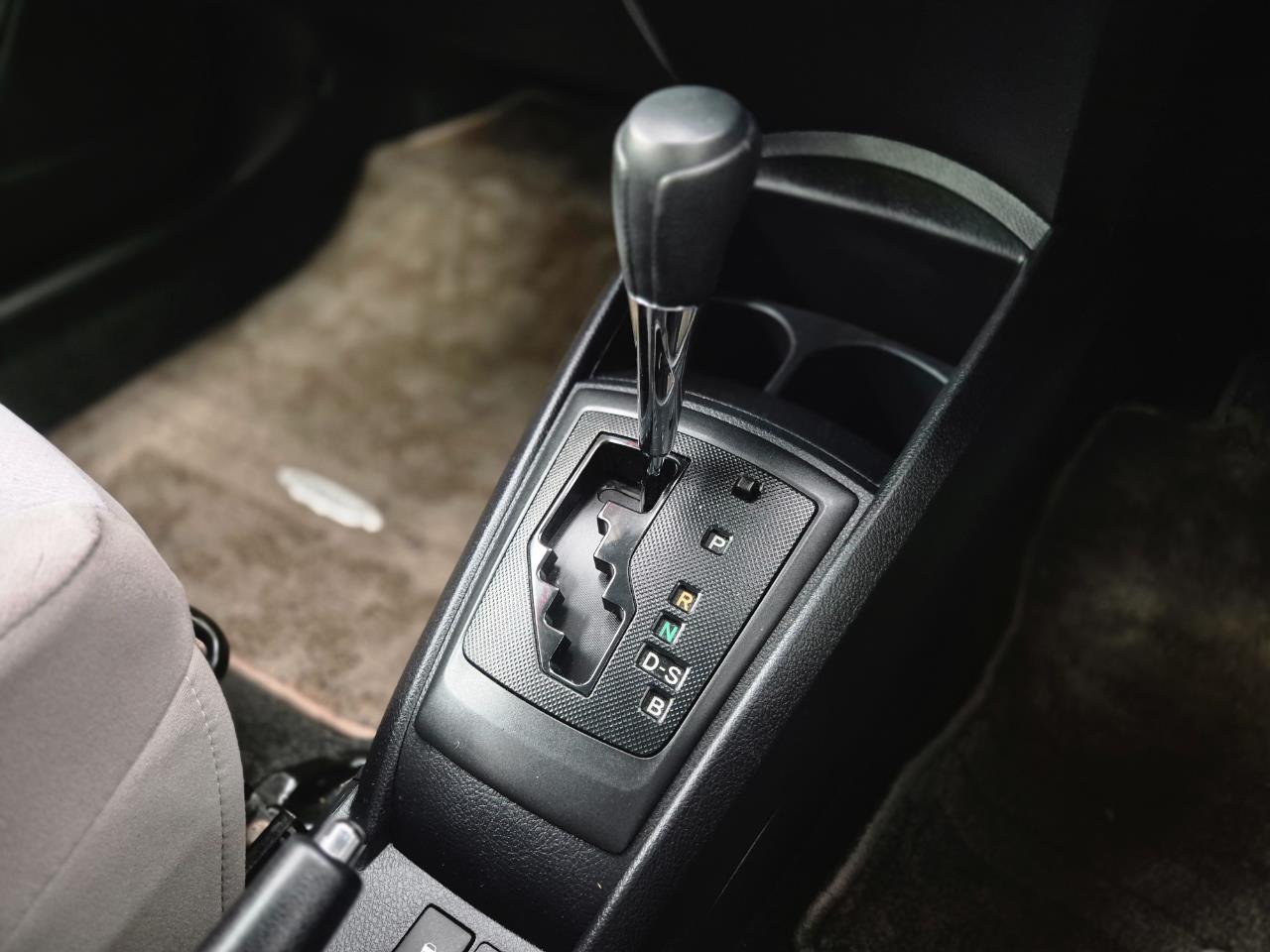 2014 Toyota Corolla thumbnail