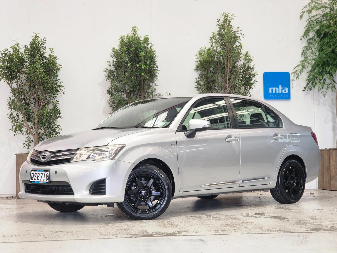 2014 Toyota Corolla thumbnail