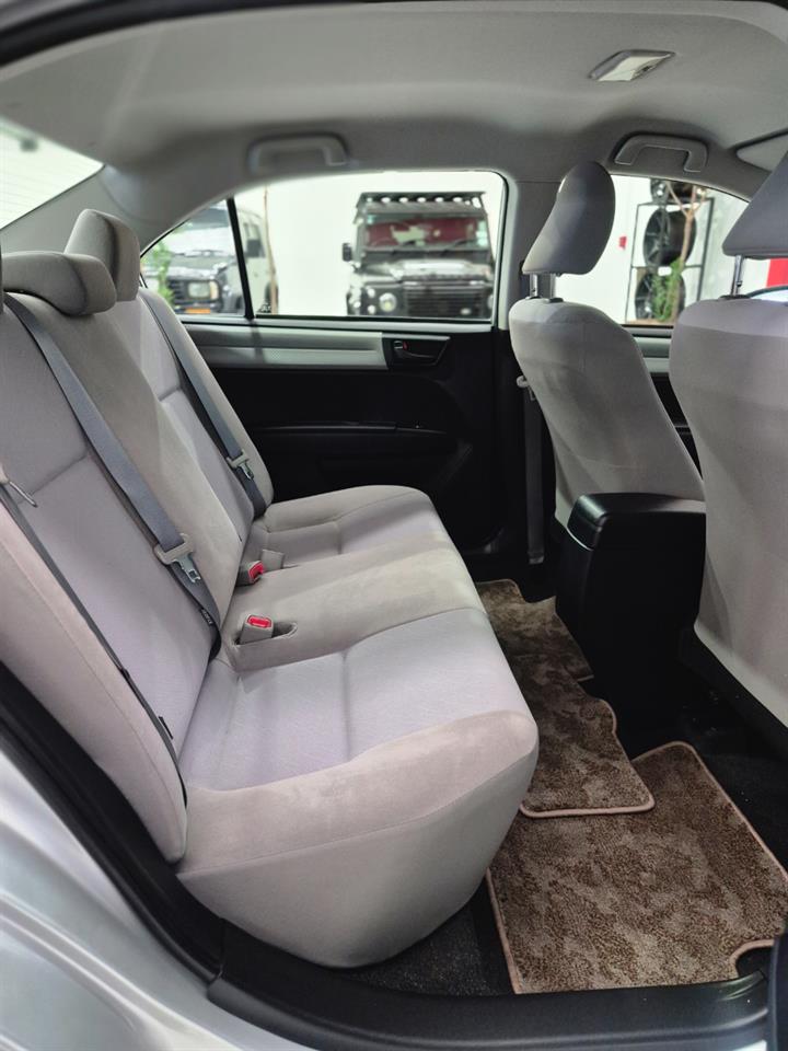 2014 Toyota Corolla thumbnail