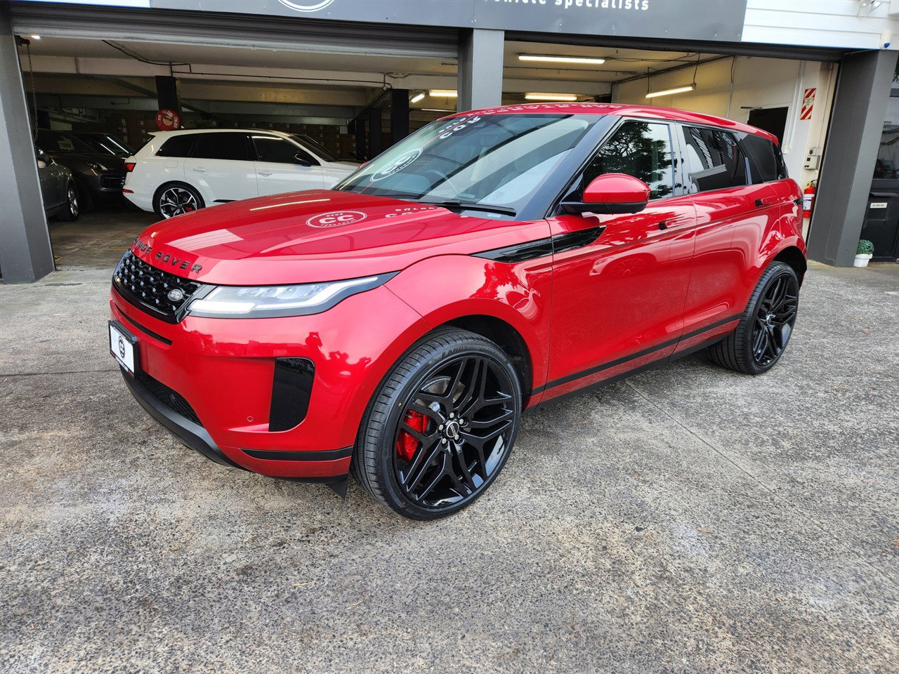 2020 Land Rover Range Rover Evoque thumbnail