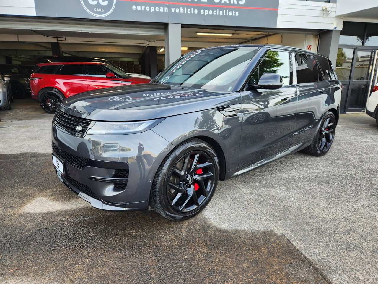 2023 Land Rover Range Rover Sport thumbnail