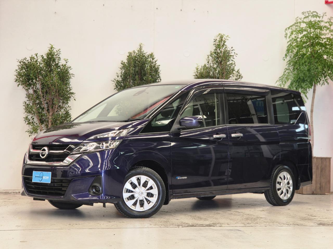 2016 Nissan Serena thumbnail