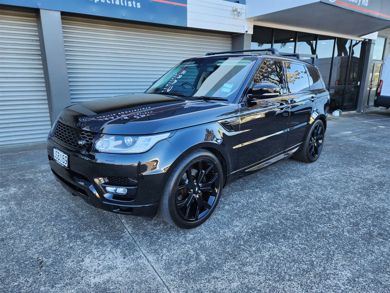 2016 Land Rover Range Rover Sport thumbnail