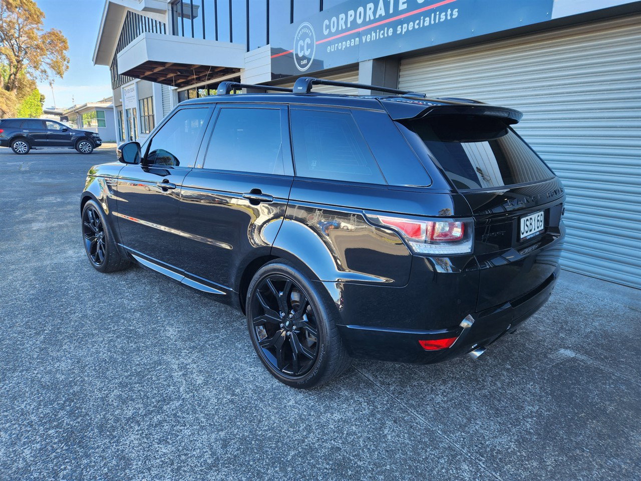 2016 Land Rover Range Rover Sport thumbnail