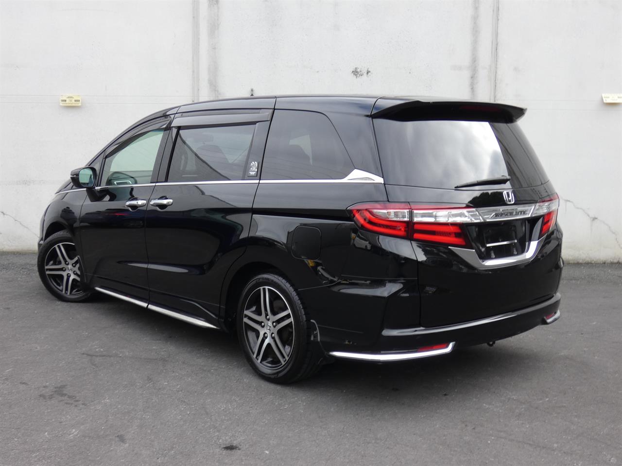 2015 Honda ODYSSEY thumbnail
