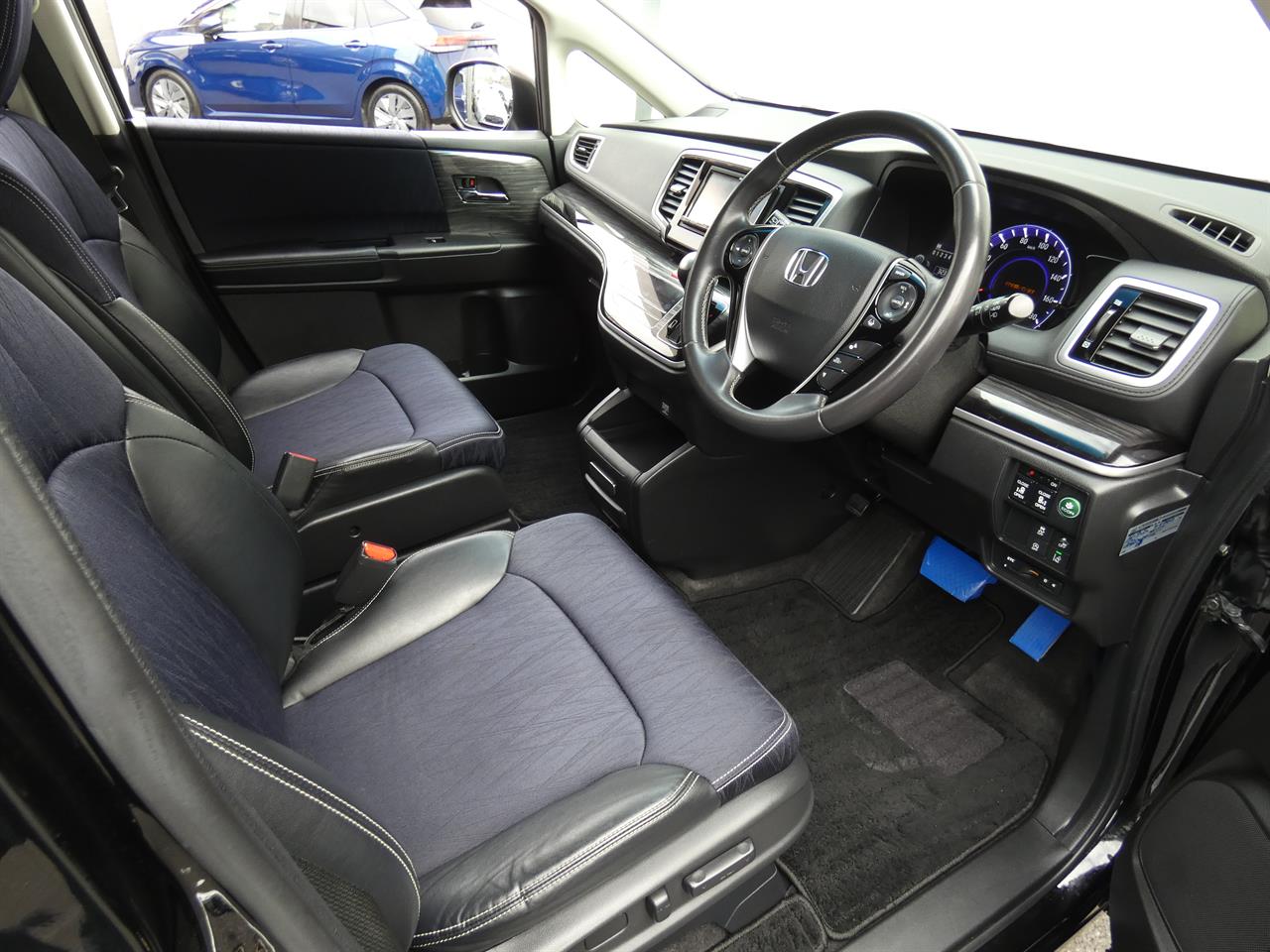 2015 Honda ODYSSEY thumbnail