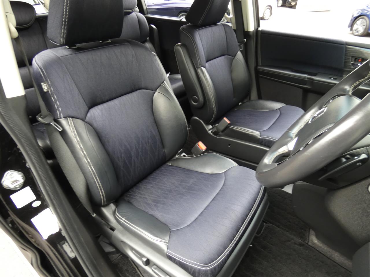 2015 Honda ODYSSEY thumbnail