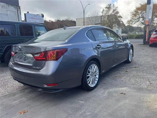 2013 Lexus GH450H thumbnail