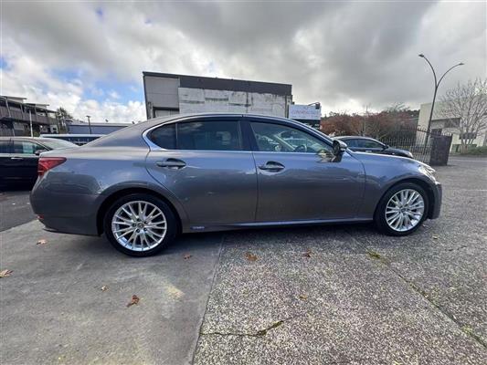 2013 Lexus GH450H thumbnail